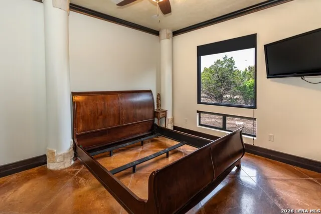 285 Timberhill Pipe Creek, TX 78063