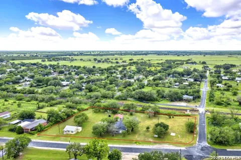 225/255/285 San Antonio Ave