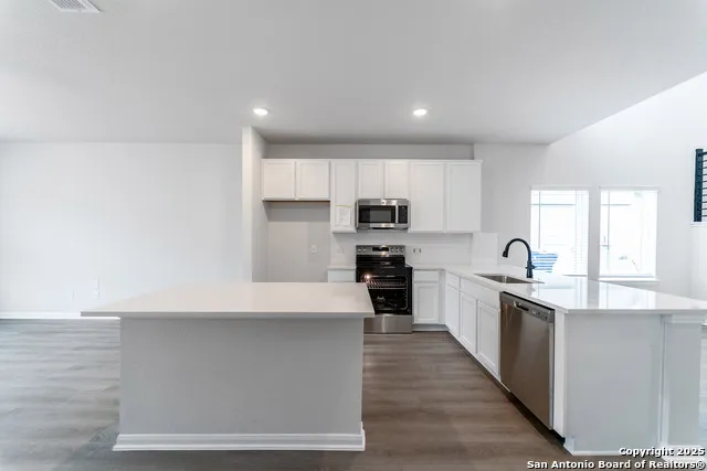 312 Ivy Road Seguin, TX 78155