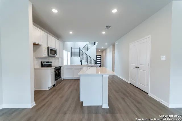 312 Ivy Road Seguin, TX 78155