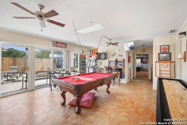 102 Southgate Pleasanton, TX 78064