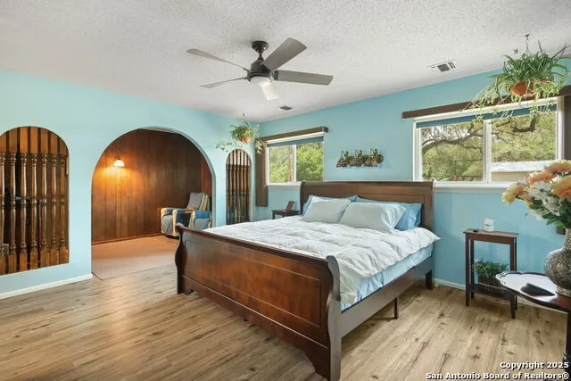 102 Southgate Pleasanton, TX 78064