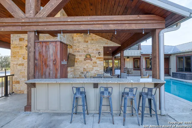 236 Tequila Sunrise Concan, TX 78838