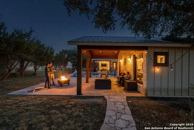 236 Tequila Sunrise Concan, TX 78838