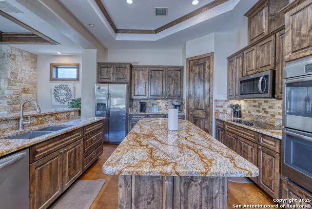 236 Tequila Sunrise Concan, TX 78838