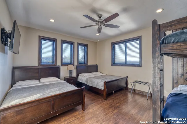 236 Tequila Sunrise Concan, TX 78838