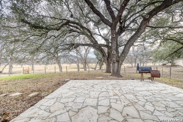 498 Camino Del Rancho Concan, TX 78838