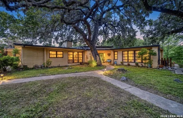 19967 Tx- 127 Concan, TX 78881