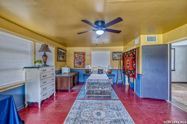 19967 Tx- 127 Concan, TX 78881