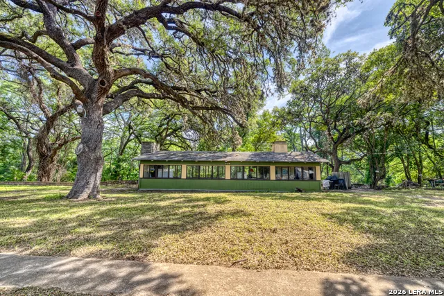 19967 Tx- 127 Concan, TX 78881