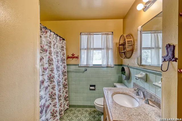 19967 Tx- 127 Concan, TX 78881