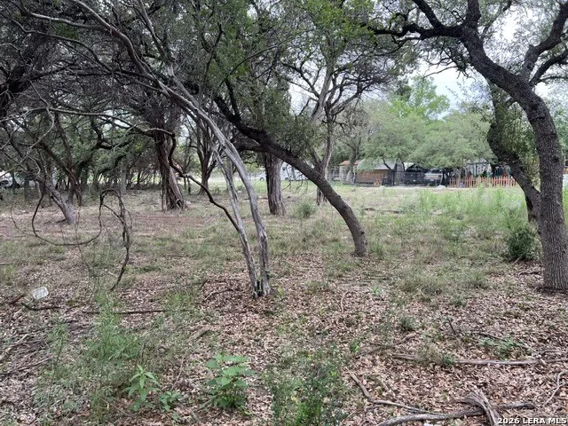 157 Hillside Bandera, TX 78003