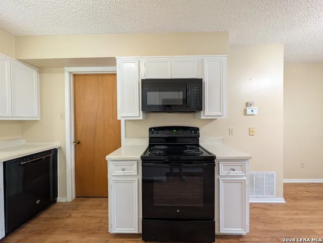929 OHIO ST New Braunfels, TX 78130