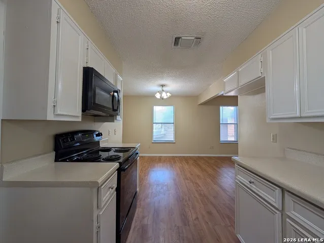 929 OHIO ST New Braunfels, TX 78130