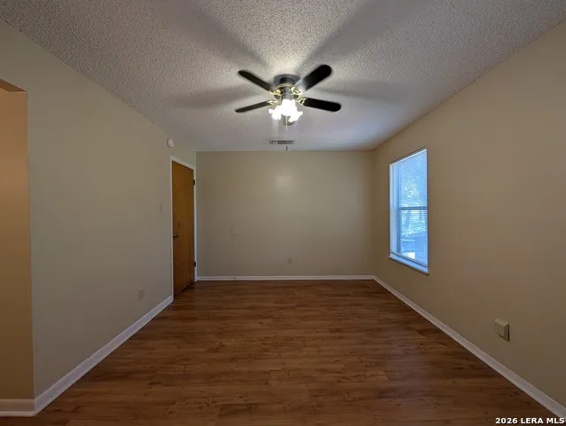 929 OHIO ST New Braunfels, TX 78130