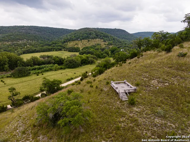 1600 Mickle Creek rd Medina, TX 78055