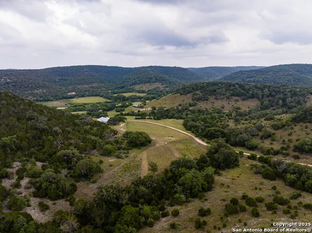 1600 Mickle Creek rd Medina, TX 78055