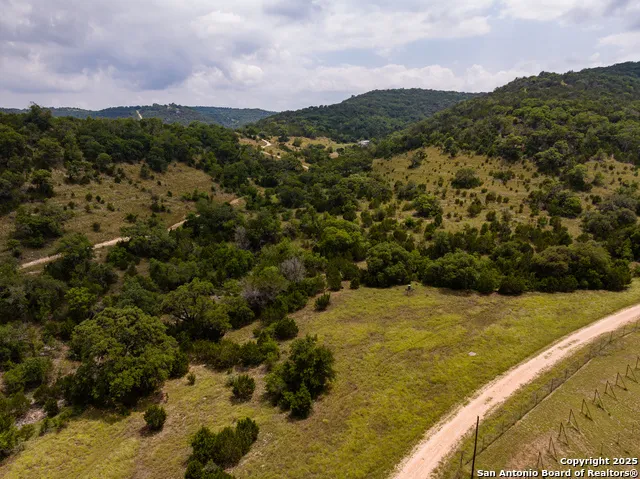 1600 Mickle Creek rd Medina, TX 78055