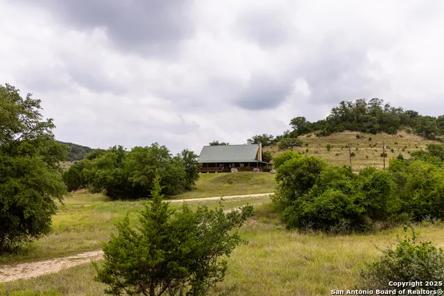 1600 Mickle Creek rd Medina, TX 78055