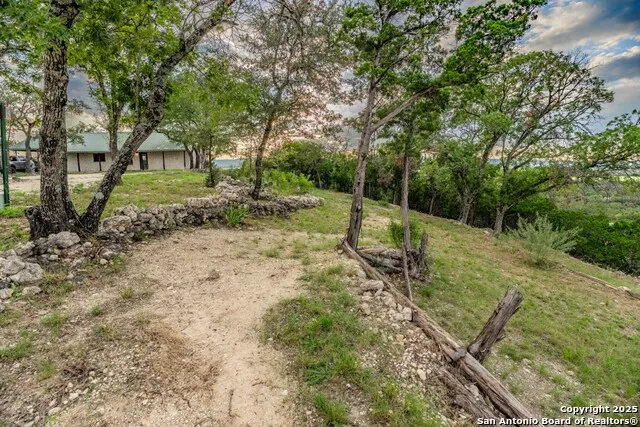 599 Mountain View Road Utopia, TX 78884