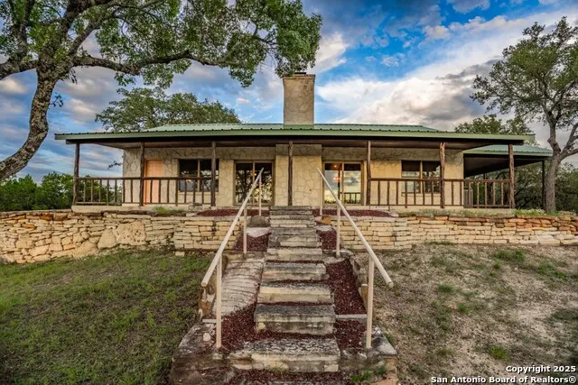 599 Mountain View Road Utopia, TX 78884
