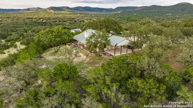 599 Mountain View Road Utopia, TX 78884