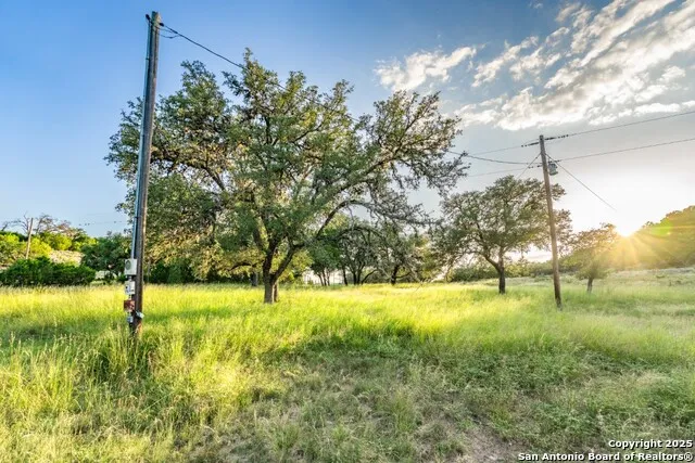599 Mountain View Road Utopia, TX 78884