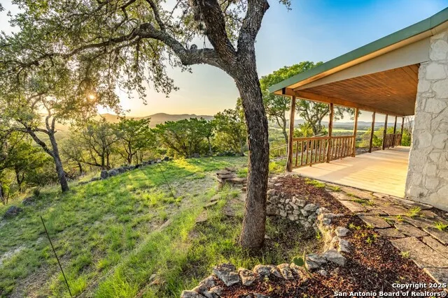 599 Mountain View Road Utopia, TX 78884