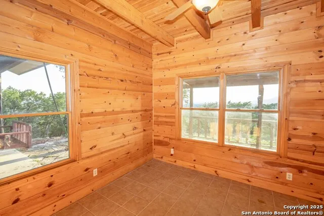 599 Mountain View Road Utopia, TX 78884