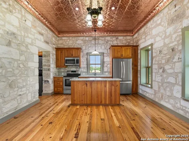 4369 Reeh Weinheimer Fredericksburg, TX 78624