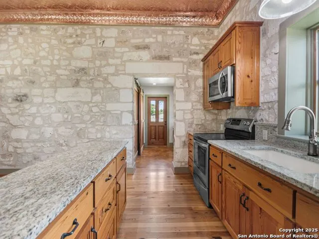 4369 Reeh Weinheimer Fredericksburg, TX 78624