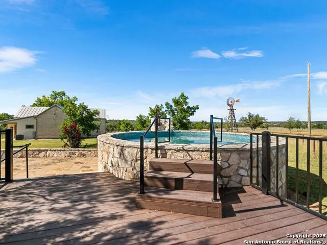 4369 Reeh Weinheimer Fredericksburg, TX 78624