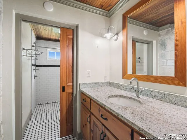 4369 Reeh Weinheimer Fredericksburg, TX 78624