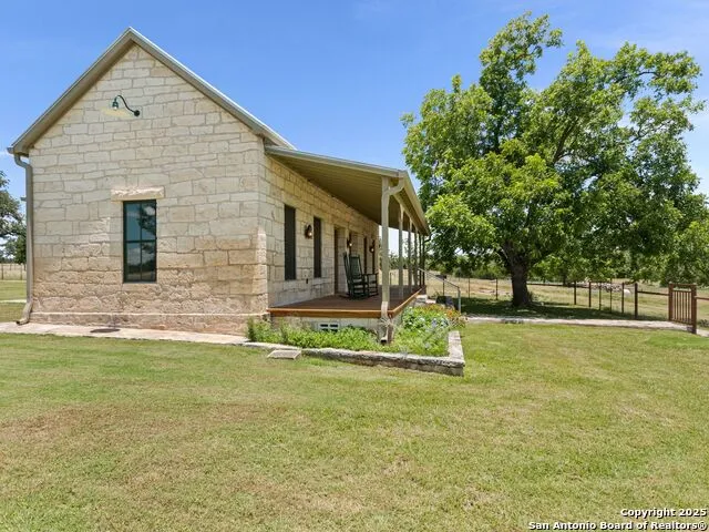 4369 Reeh Weinheimer Fredericksburg, TX 78624