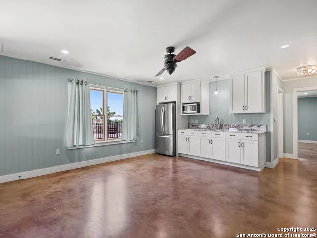 4369 Reeh Weinheimer Fredericksburg, TX 78624