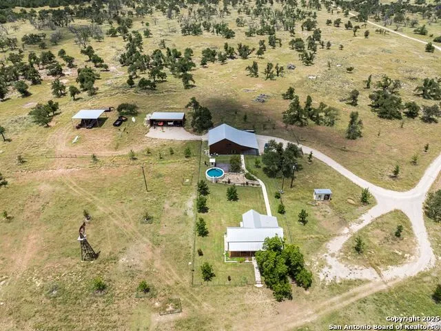 4369 Reeh Weinheimer Fredericksburg, TX 78624