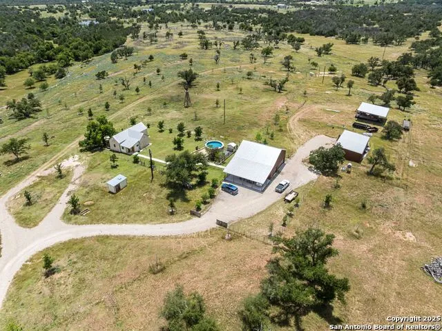 4369 Reeh Weinheimer Fredericksburg, TX 78624