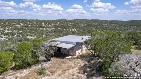 00 Bluff Creek Ranch