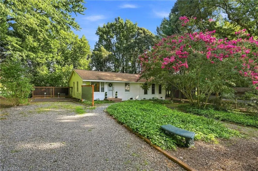7606 Bailey Lane Liberty, NC 27298