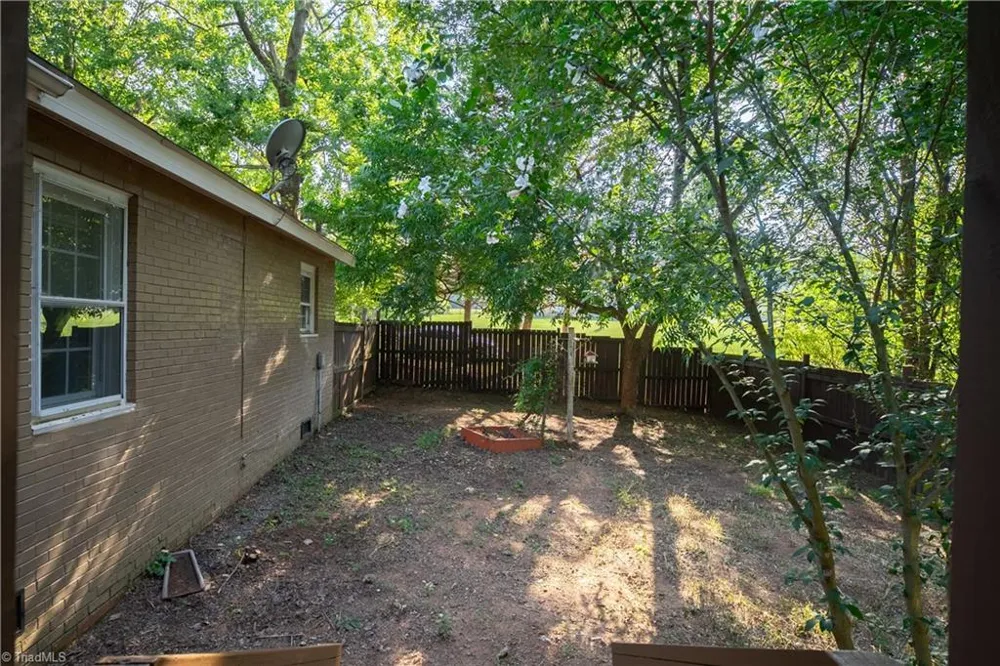 7606 Bailey Lane Liberty, NC 27298