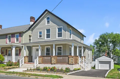 293 1st Street