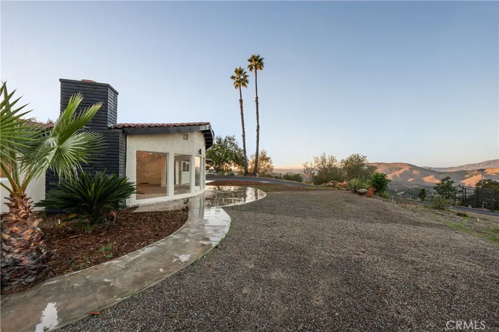 32336 Cole Grade Road Valley Center, CA 92082