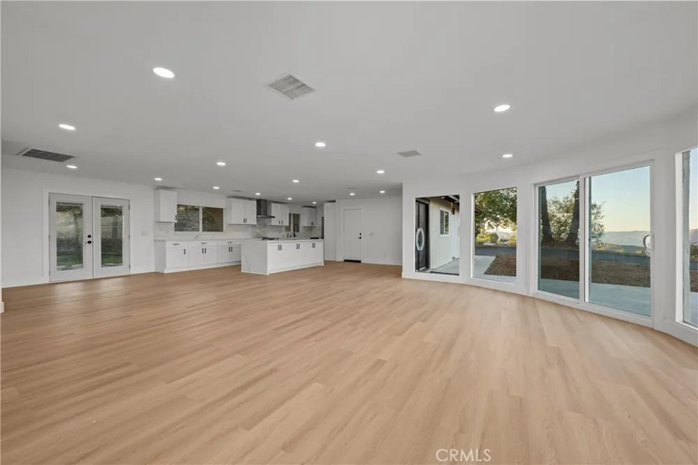 32336 Cole Grade Road Valley Center, CA 92082