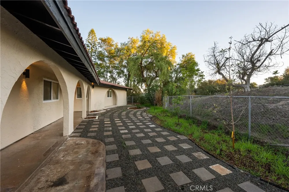 32336 Cole Grade Road Valley Center, CA 92082