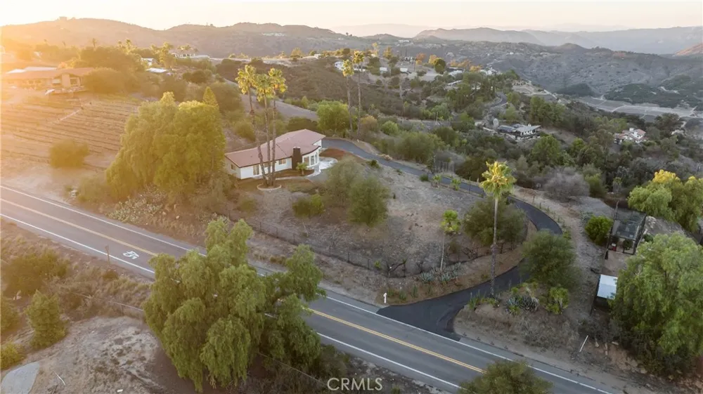 32336 Cole Grade Road Valley Center, CA 92082