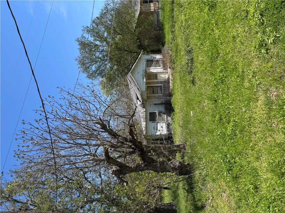 206 Cedar Calvert, TX 77837