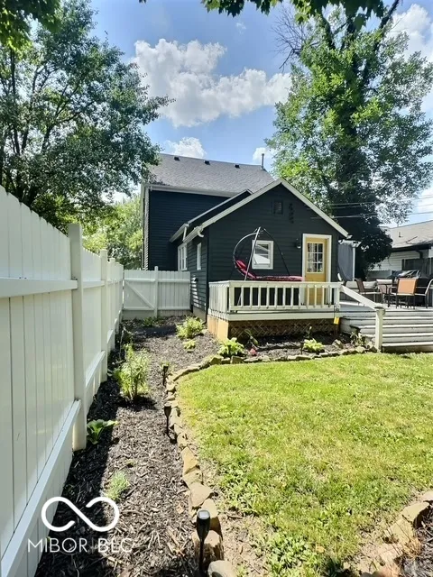 117 S Washington Street Knightstown, IN 46148