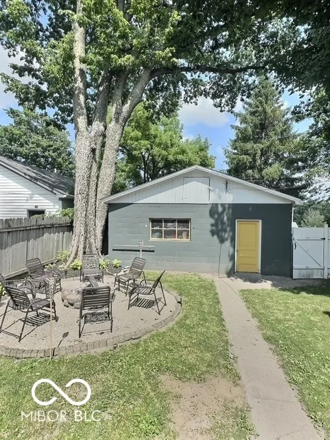 117 S Washington Street Knightstown, IN 46148