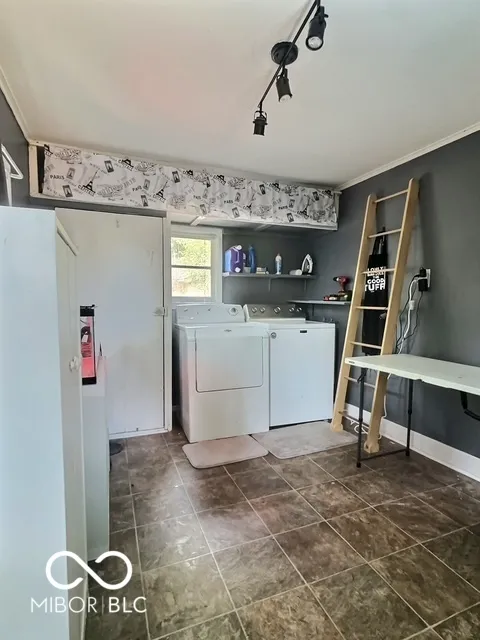 117 S Washington Street Knightstown, IN 46148