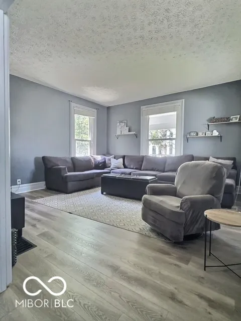 117 S Washington Street Knightstown, IN 46148